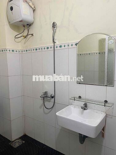 Phòng cho thuê tầng 2 thoáng mát, lối đi riêg Ưu tiên nam