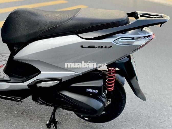 Lead 125 mẫu 2024 4Val đèn LED bạc poscher bstp