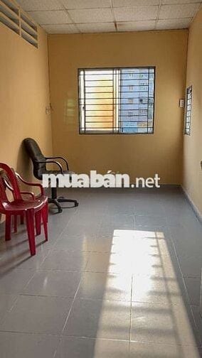 Cho thuê 1 căn 45m2, lầu 1 ngay Ngô Quyền Q5 Sau lưng bv Đh y dược.