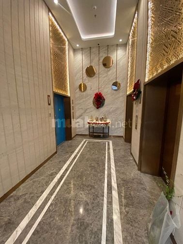 Cho thuê CCCC tầng 6 Toà The Gloria by Silk Path, 8 Nguyên Hồng, 60m2