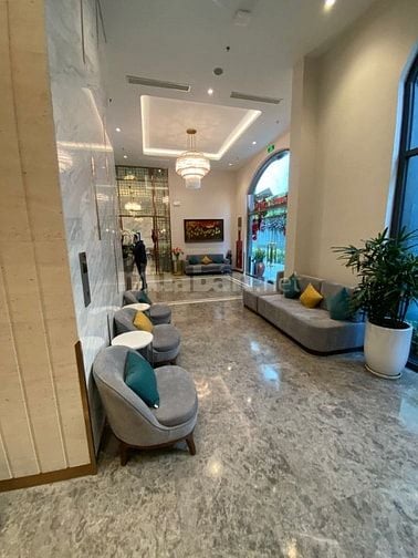 Cho thuê CCCC tầng 6 Toà The Gloria by Silk Path, 8 Nguyên Hồng, 60m2