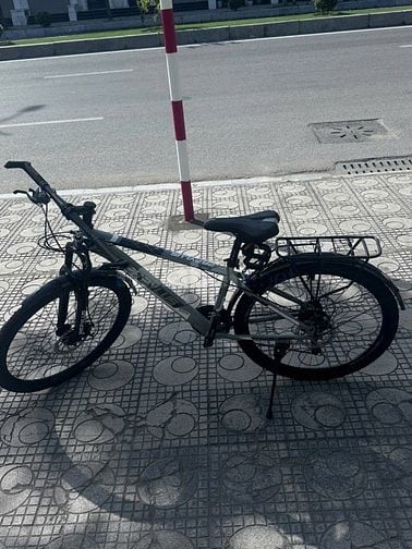 XE ĐẠP THỂ THAO DÀNH CHO NGƯỜI LỚN VÀ TRẺ EM ĐI LẠI 
