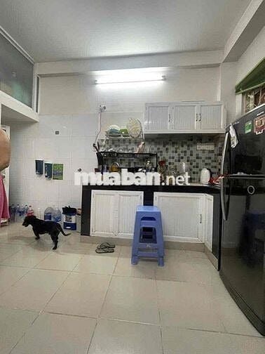 Cho thuê nhà Trệt 2 Lầu, đường Cao Thắng P12 Quận 10