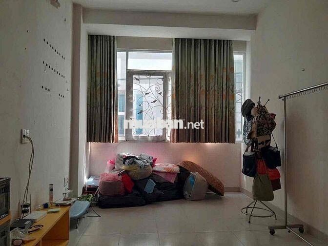 Cho thuê nhà Trệt 2 Lầu, đường Cao Thắng P12 Quận 10