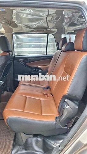 Toyota Innova 2017 Nâu 7 chỗ