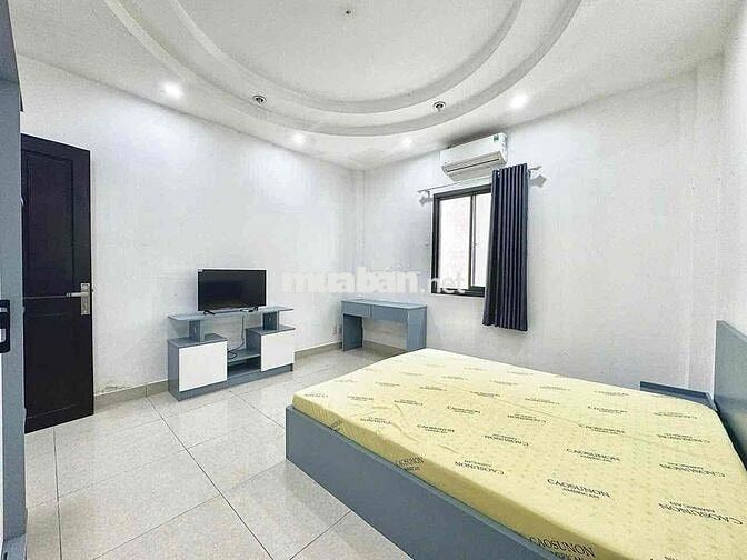 CHO THUÊ CĂN HỘ TÁCH BẾP CỬA SỔ GIÁ RẺ FULL NỘI THẤT MÁY GIẶT NGAY Q1
