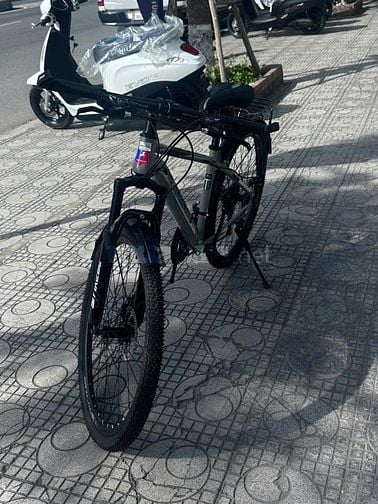 XE ĐẠP THỂ THAO DÀNH CHO NGƯỜI LỚN VÀ TRẺ EM ĐI LẠI 
