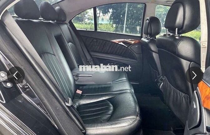 Mercedes E280 7G Tronic Đen 14 vạn