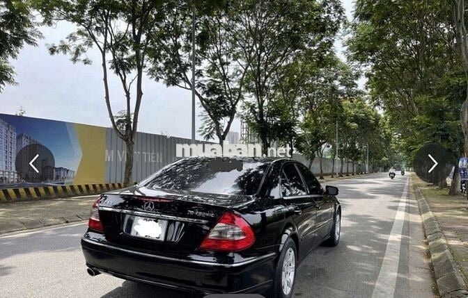 Mercedes E280 7G Tronic Đen 14 vạn
