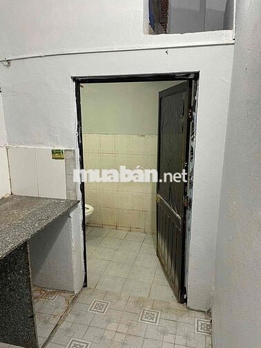 Cho thuê nhà cấp 4 hẻm Vườn Lài, Phú Thọ Hoà