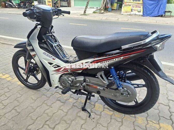 Yamaha Sirius 2013 Đen trắng