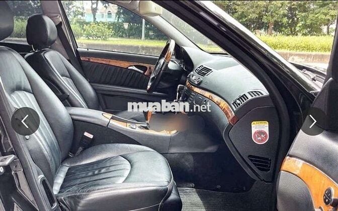 Mercedes E280 7G Tronic Đen 14 vạn