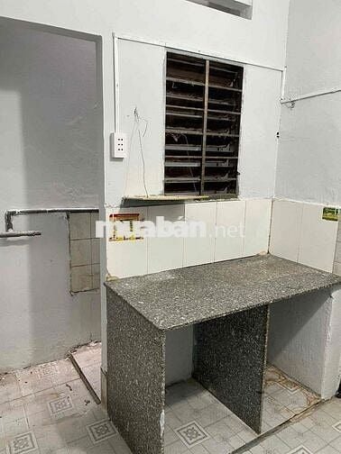 Cho thuê nhà cấp 4 hẻm Vườn Lài, Phú Thọ Hoà