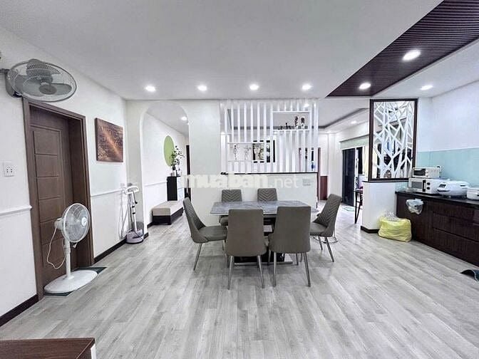 Tôi bán chung cư Phúc Yên 76m2 2pn,2wc giá 3,1 tỷ VNĐ.