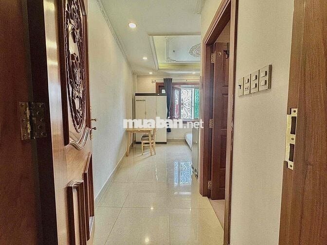 CHO THUÊ PHÒNG CỬA SỔ LỚN THANG MÁY FULL NỘI THẤT SẤY NHÀ THỜ TÂN ĐINH
