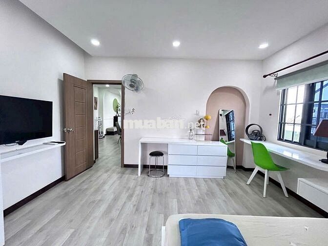 Tôi bán chung cư Phúc Yên 76m2 2pn,2wc giá 3,1 tỷ VNĐ.