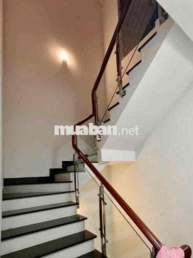 Vị trí đẹp, ít  nhà bán :  Hẻm xe hơi rộng 8m, Khu CC Bàu Cát
