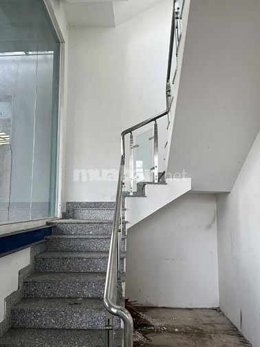 Chính Chủ cho thuê mặt bằng góc 2 mặt tiền 