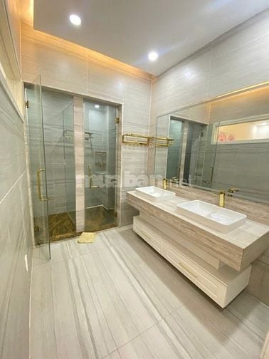 Anh về Úc bán căn góc Cc Nguyễn Văn Đậu lầu cao thoáng mát SHCC