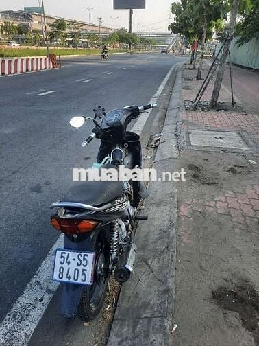 Yamaha Taurus  màu Đen trắng