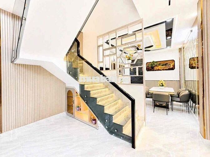 OTO Vào Nhà - 5 Tỷ 750 - Nhà 2 Tầng Lô Góc 64m² - KDC ANH TUẤN - Đối D