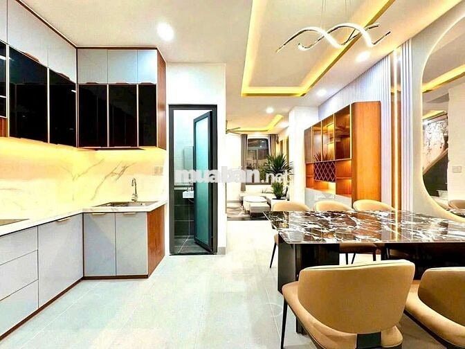 NHÀ 3 PHÒNG NGỦ 4 WC GẦN CHỢ BÀ CHIỂU ĐẦY ĐỦ NỘI THẤT MỚI 100%