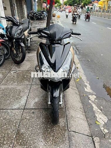 Honda Air Blade FI 2012 Đen Vàng Đồng
