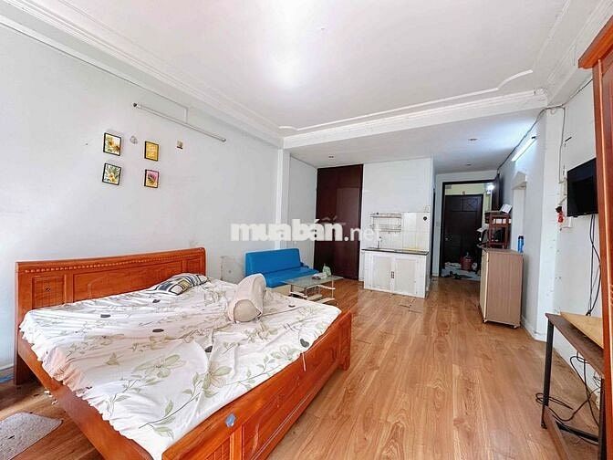 PHÒNG BAN CÔNG 50M2 | FULL NT | NGAY HÙNG VƯƠNG Q5 GẦN SƯ VẠN HẠNH