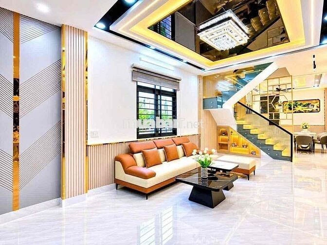 OTO Vào Nhà - 5 Tỷ 750 - Nhà 2 Tầng Lô Góc 64m² - KDC ANH TUẤN - Đối D