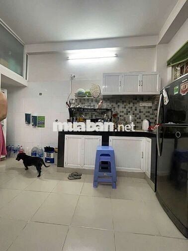 Cho thuê nhà 2pn Cao Thắng q10