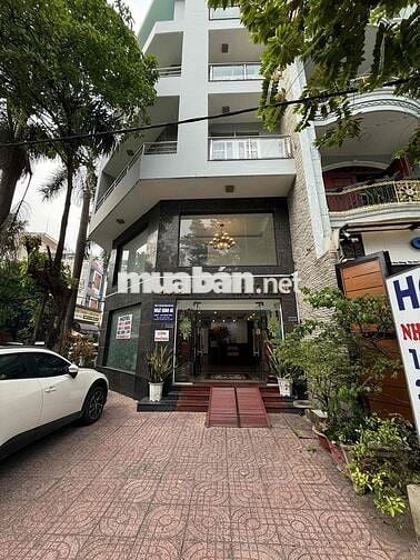 Tuyển nam , nữ làm buồng phòng , tạp vụ khách sạn