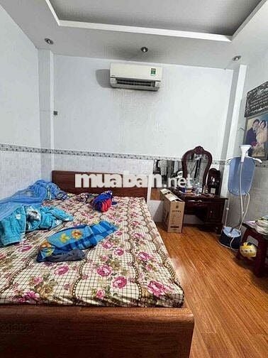 Bán Nhà hẻm 6m Gò Xoài DT 4x13 đúc 1 lầu 3pn,3wc nhà mới giá tốt
