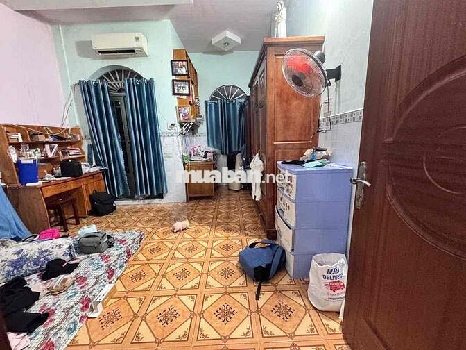 Bán Nhà hẻm 6m Gò Xoài DT 4x13 đúc 1 lầu 3pn,3wc nhà mới giá tốt