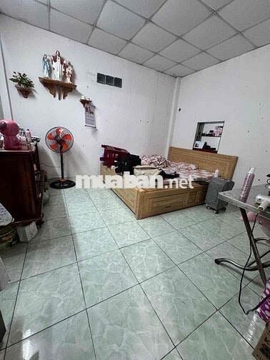 Bán Nhà hẻm 6m Gò Xoài DT 4x13 đúc 1 lầu 3pn,3wc nhà mới giá tốt