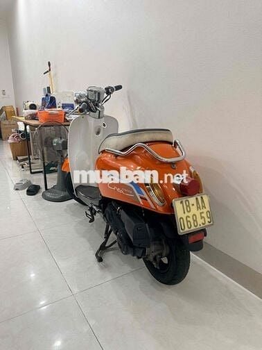 Honda Crea Scoopy 50cc Cam trắng