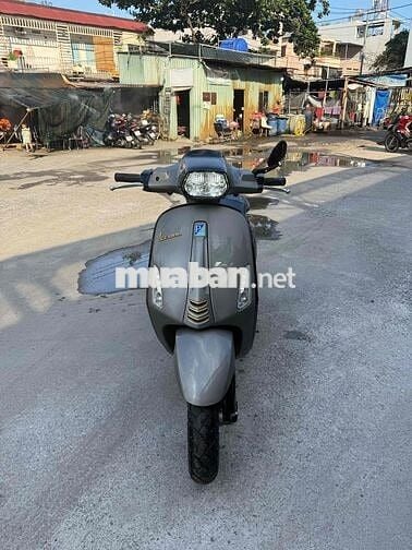 Piaggio Vespa Sprint Xám 22409 km