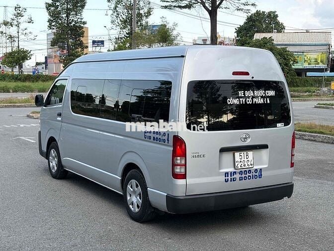 Toyota Hiace 2017 Dầu Số sàn 320.000 km Bạc