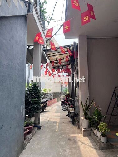 CHÍNH CHỦ BÁN NHÀ CẤP 4 VỊ TRÍ TRUNG TÂM