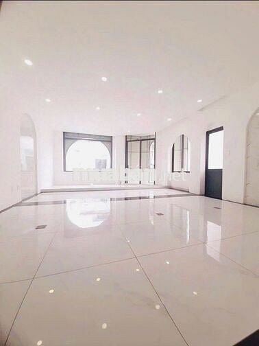 HOT! NGUYÊN CĂN GÓC 3MT LÊ VĂN SỸ - CÓ THANG MÁY - TỔNG DTSD 390m2