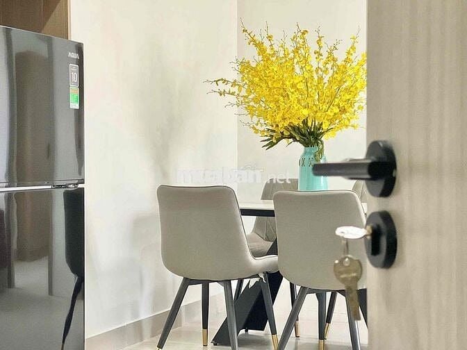 CĂN HỘ 2 PHÒNG NGỦ 80m2 NGAY SÂN BAY CV GIA ĐỊNH