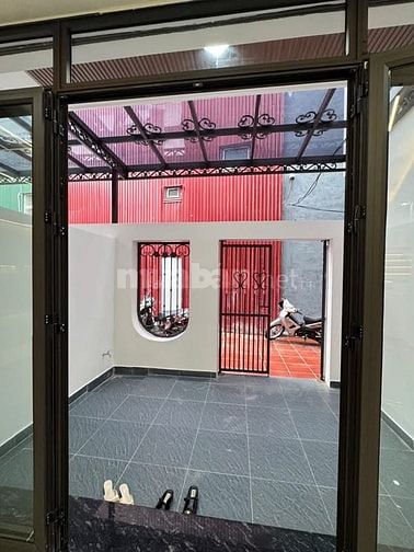 Nhà ngõ 157 Hồ Sen, đẹp mới tinh 55m2 3 tầng giá 4.25tỷ