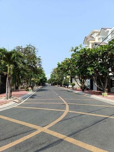 Cần Bán Biệt Thự đường 720 Cao Lỗ F4Q8 ( 160m2 Đất )