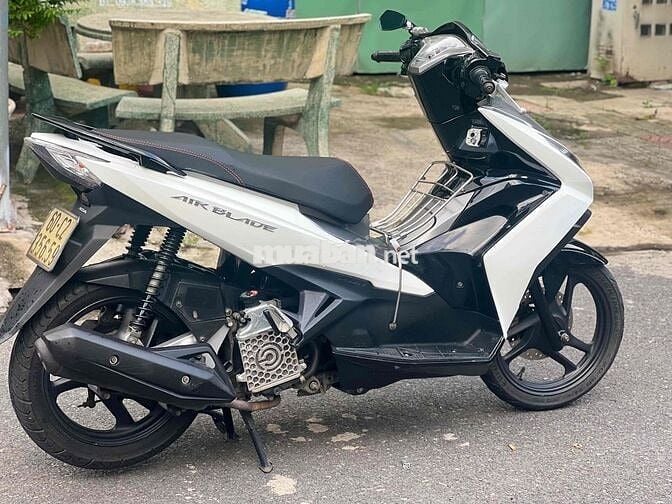 Honda Air Blade 2015