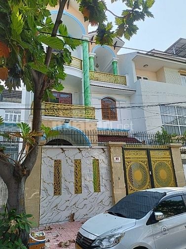 Cần Bán Biệt Thự đường 720 Cao Lỗ F4Q8 ( 160m2 Đất )
