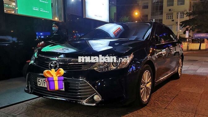 Bán xe gia đình Toyota Camry 2.5G 2016