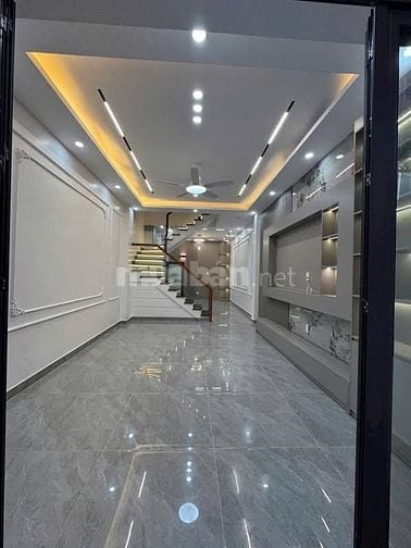 Nhà ngõ 157 Hồ Sen, đẹp mới tinh 55m2 3 tầng giá 4.25tỷ