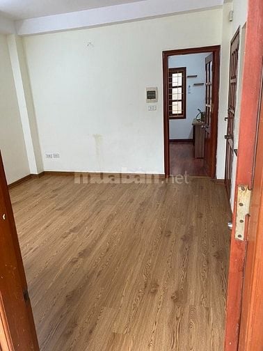 Bán nhà CCMN 1PN có ban công thoáng, ngõ rộng tiện ích xung quanh