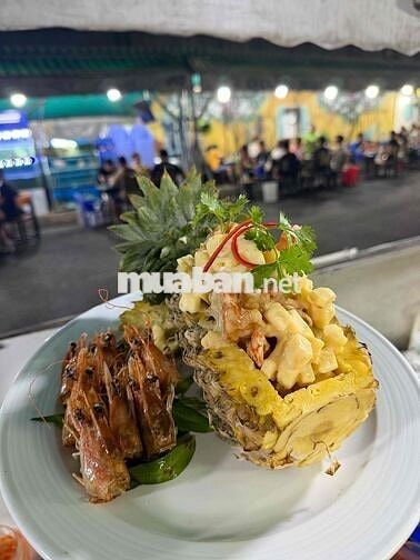 tuyển phục vụ phụ bếp salat rau