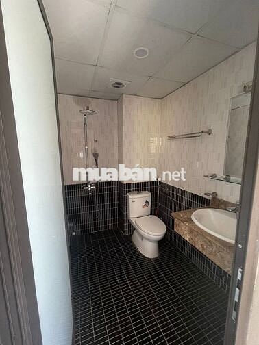 Cho thuê nhà Ngọc Thuỵ - 40m - 3PN - Ô tô đỗ gần. Giá 7tr