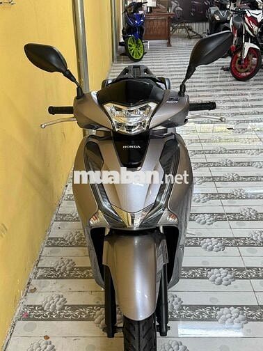 SH 125 đời 2018 màu xám siêu mới 43C1-806.60
